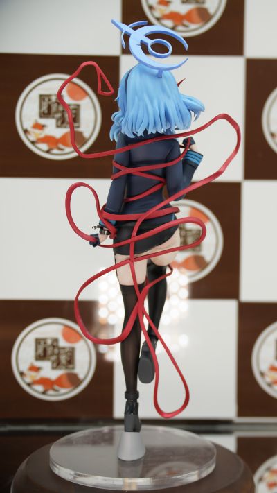 蔚蓝档案 天雨亚子