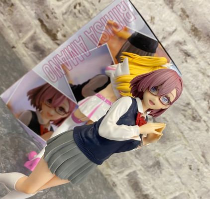 2.5次元的诱惑 独特魅力 天乃理理沙 校服造型