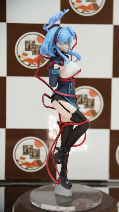 蔚蓝档案 天雨亚子