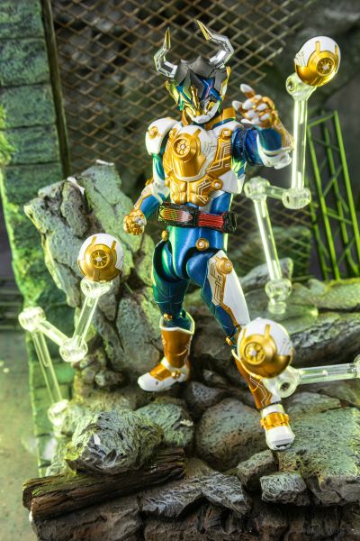 S.H.Figuarts 假面骑士谛睨