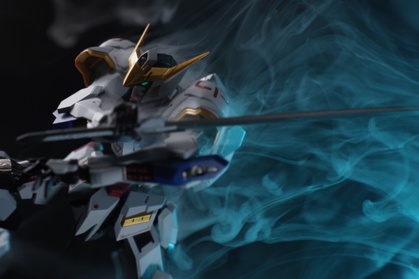 METAL ROBOT魂＜机动战士系列＞  巴巴托斯高达（第一至第四形态）