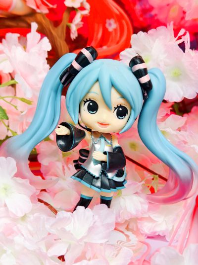 VOCALOID 初音未来 Doll Crystal 