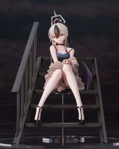 蔚蓝档案 鬼方佳代子 礼服