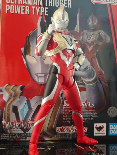 S.H.Figuarts 特利迦奥特曼 特利迦奥特曼 强力型