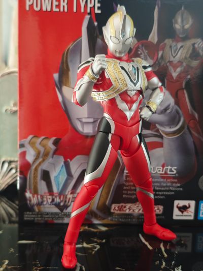 S.H.Figuarts 特利迦奥特曼 特利迦奥特曼 强力型
