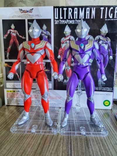 ULTRA-ACT 迪迦奥特曼 空中型+强力型