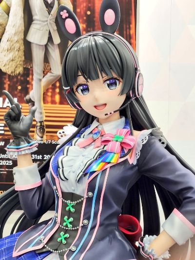 彩虹社 月之美兔