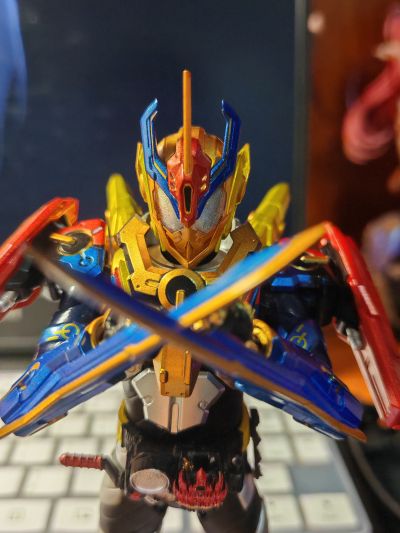 S.H.Figuarts 创骑 新世界 假面骑士格里斯 假面骑士格里斯 完美王国形态