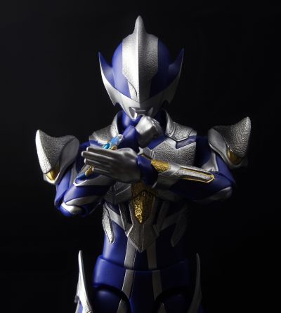 S.H.Figuarts  猎手骑士剑