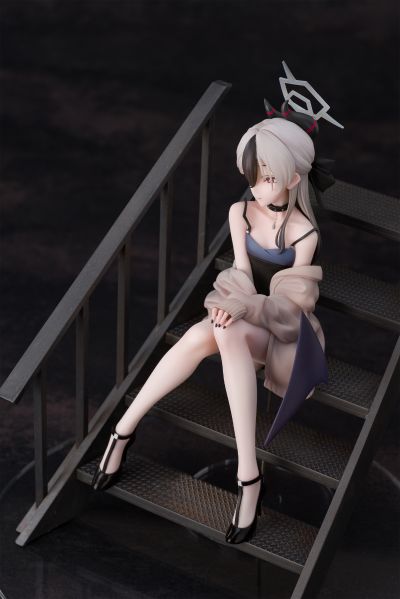 蔚蓝档案 鬼方佳代子 礼服