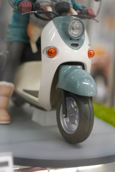 摇曳露营△ 志摩凛