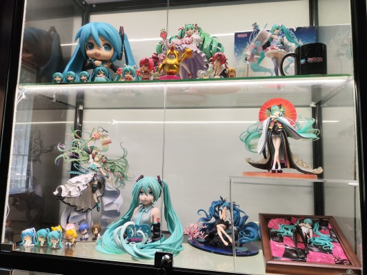 初音未来 16周年纪念 胸像