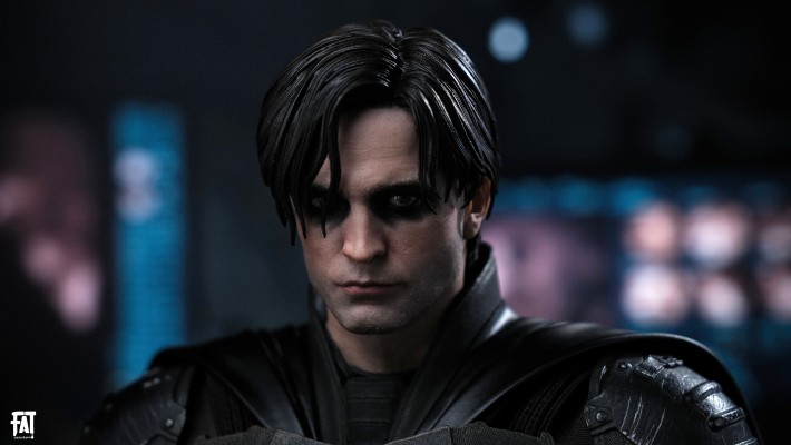 新蝙蝠侠 蝙蝠侠 和 布鲁斯韦恩 收藏级可动人偶