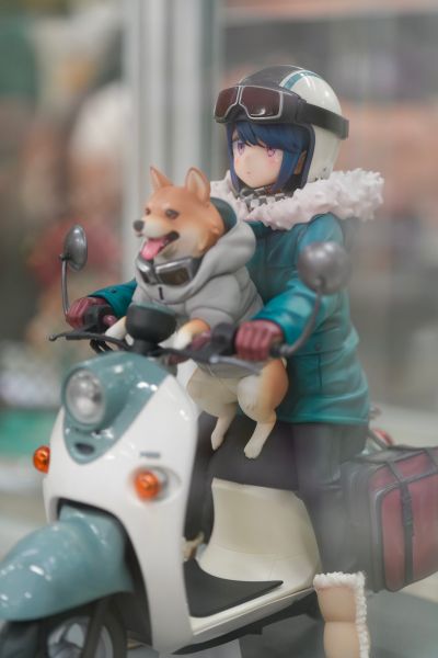 摇曳露营△ 志摩凛