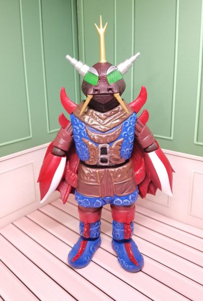 MAF (怪兽可动模型) 圆谷PRO篇 百特星人（红超人版）