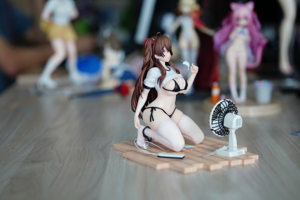 避暑的体操服JK少女 特典版