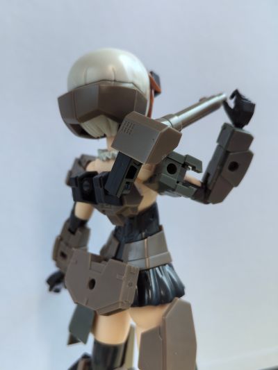 机甲少女 轰雷 10式 [附带小军械库]