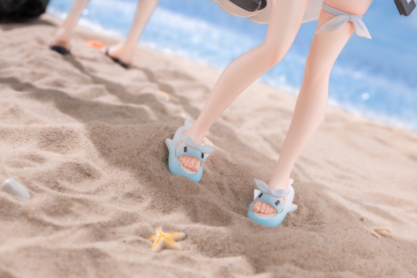 蔚蓝档案 夏日 阿罗娜 泳装