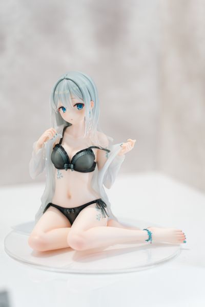 换装的银发少女~天蓝的早晨~限定衣装