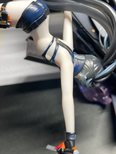 黑岩射手 黎明降临 皇后[黑岩射手] ~福家亮平概念海报~