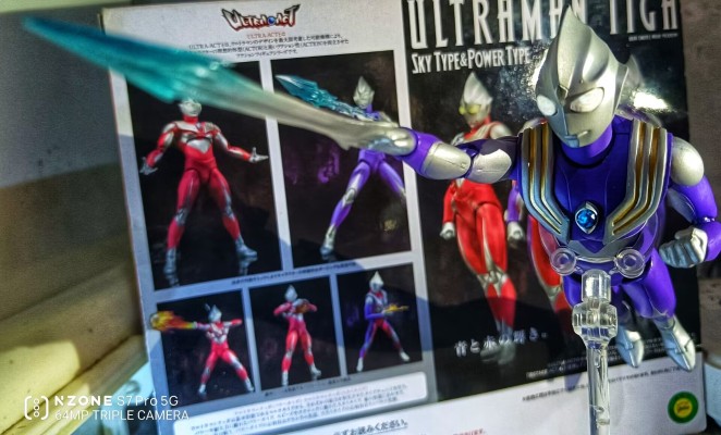 ULTRA-ACT 迪迦奥特曼 空中型+强力型