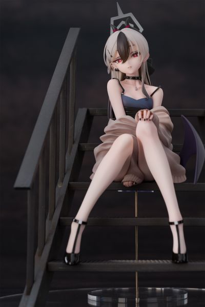 蔚蓝档案 鬼方佳代子 礼服