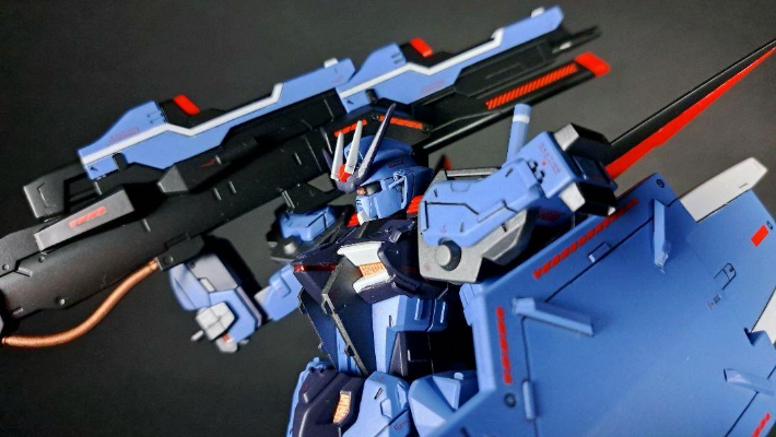 1/100 エール强袭高达