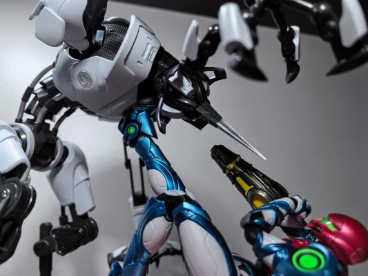 figma#613 密特罗德 生存恐惧 E.M.M.I.