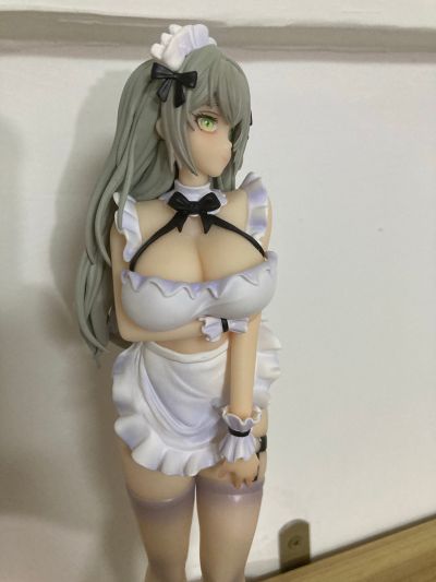 理想的女朋友 ——  家庭女仆 安妮莉娅