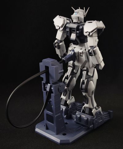 ROBOT魂＜机动战士系列＞  机动战士高达SEED GAT-X105 强袭高达 装甲未启动模式 剧中版