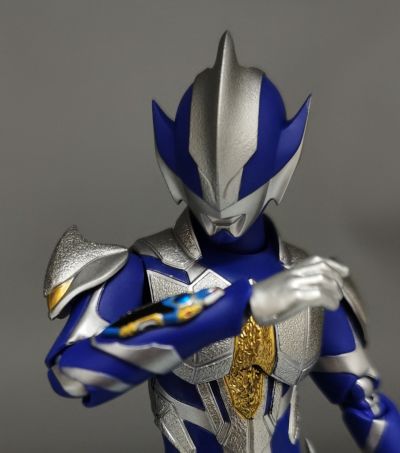 S.H.Figuarts  猎手骑士剑