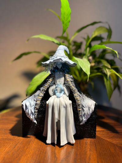 艾尔登法环  菈妮