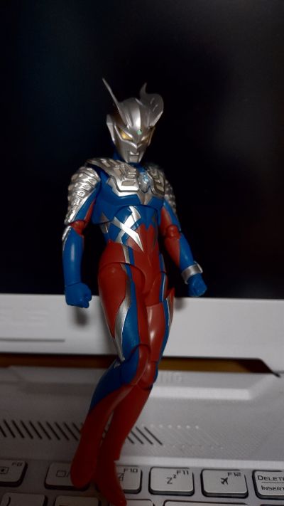 S.H.Figuarts   修行甲赛罗