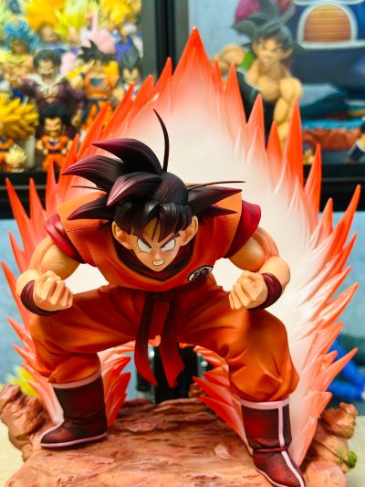 S.H.Figuarts  孙悟空 界王拳-十八万的战斗力-