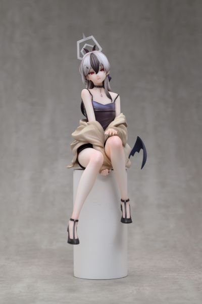 蔚蓝档案 鬼方佳代子 礼服