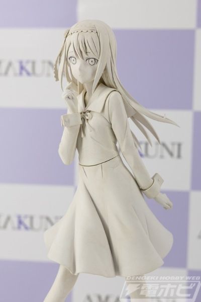 辉夜大小姐想让我告白 -初吻不会结束-  白银圭