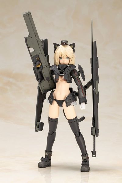 岛田文金艺术集 机甲少女 阿蒂尼娅
