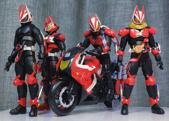 S.H.Figuarts 推进冲锋摩托