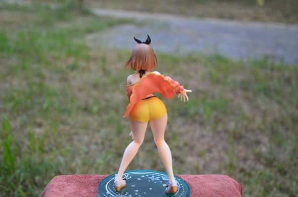 Coreful玩具人偶 莱莎的炼金工房～常暗女王与秘密藏身处～动画版 莱莎~泳装造型~