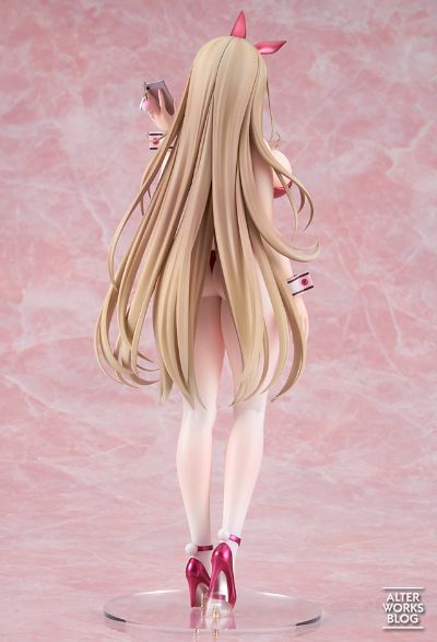 胜利女神：妮姬 毒蛇：毒兔