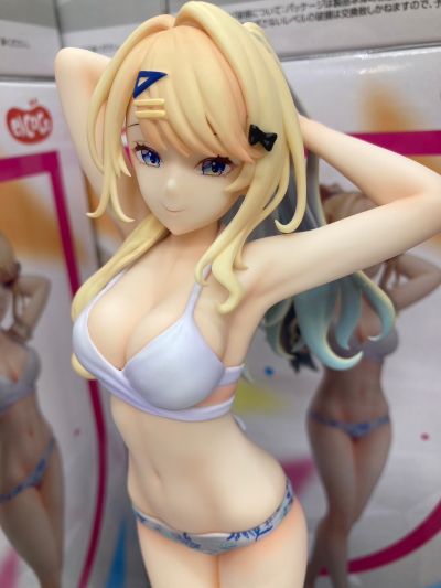 位于恋爱光谱极端的我们 白河月爱