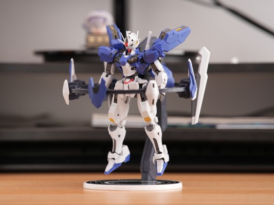 ROBOT魂＜机动战士系列＞    XVX-016RN  风灵高达（改修型） 剧中版~寂静零号~