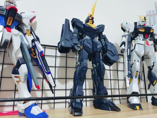 MG 1/100 机动战士高达UC RX-0 独角兽高达2号机 报丧女妖