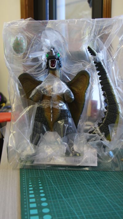 奥特曼大怪兽系列5000 艾斯奥特曼 加麦雷王