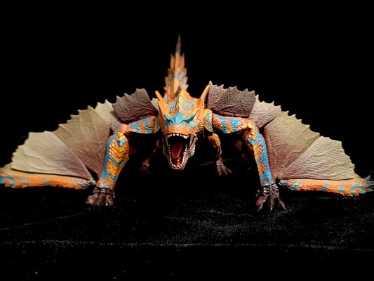S.H.MonsterArts 怪物猎人系列 轰龙