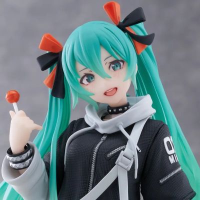 Fashion 初音未来 朋克时装