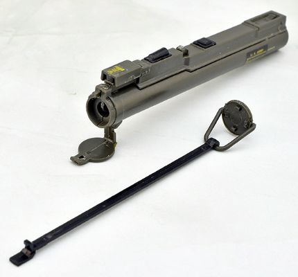 小军械库 LA106 M72LAW 轻型反坦克火箭筒