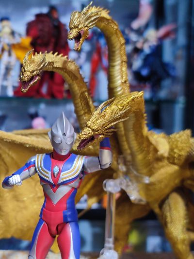 极致超值系列 哥斯拉2：怪兽之王 基多拉 引力射线