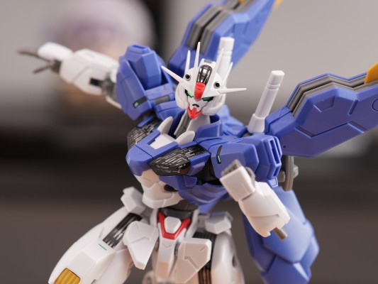 ROBOT魂＜机动战士系列＞    XVX-016RN  风灵高达（改修型） 剧中版~寂静零号~