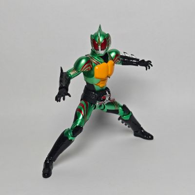 S.H.Figuarts  假面骑士亚马逊欧米伽 （Amazon.co.jp独家版）
